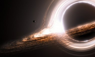 Найдена рекордно старая сверхмассивная темная дыра: фото