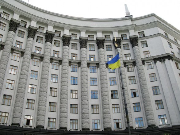 Кабмин планирует сейчас утвердить госпрограмму по возобновлению Донбасса
