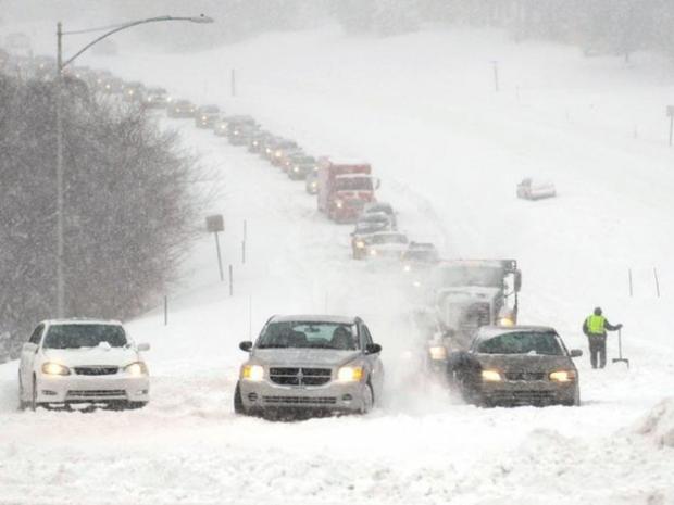 Автомагистраль "Киев-Одесса" перекрыта из-за снежных заносов
