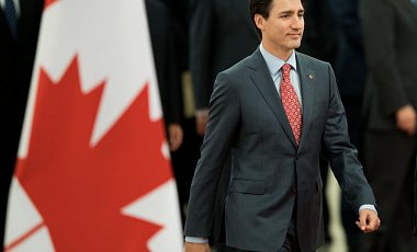 Сенат Канады принял "гендерные" конфигурации в текст гимна страны