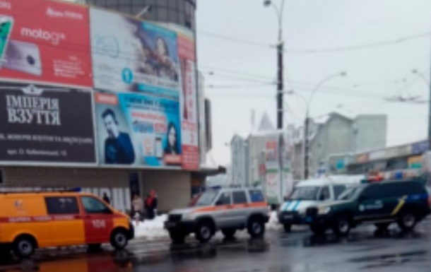 В Черновцах задержали "минера" торгового центра