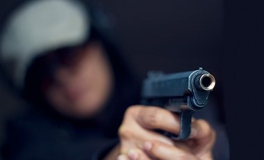 Сотрудник Нацполиции застрелил гражданского из табельного оружия