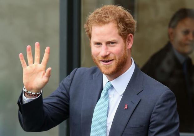 Принц Гарри: внук королевы Виктории провел в Лондоне утреннюю зарядку для детей