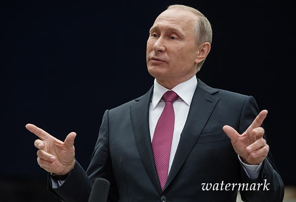 Путин о Пескове: время от времени такую "пургу" несет