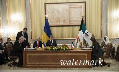Порошенко договорился с эмиром Кувейта о поставках вооружения