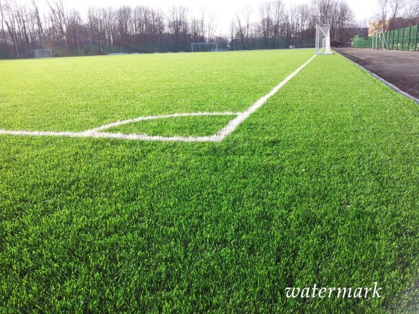 Для деток Ровенской области выстроили семь новейших футбольных мини-полей