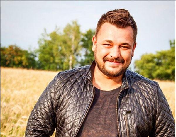 Сергей Жуков в больнице готовится к операции: певец извинился за отмену концертов в августе