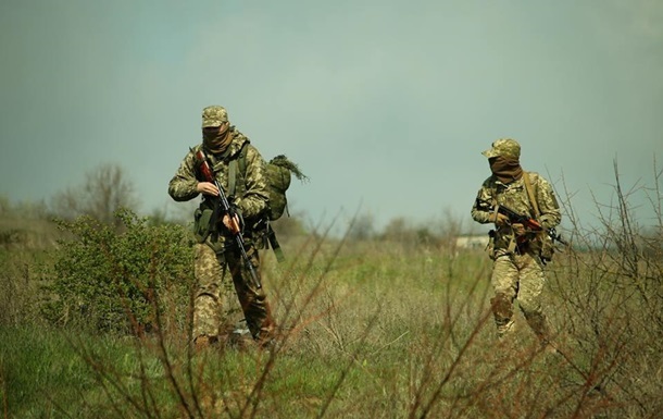 На Донбассе за день девять обстрелов