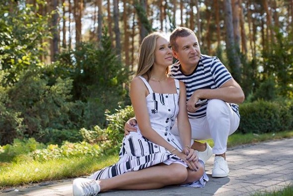 Юрий Горбунов и Катя Осадчая умилили снимками с домашней фотосессии